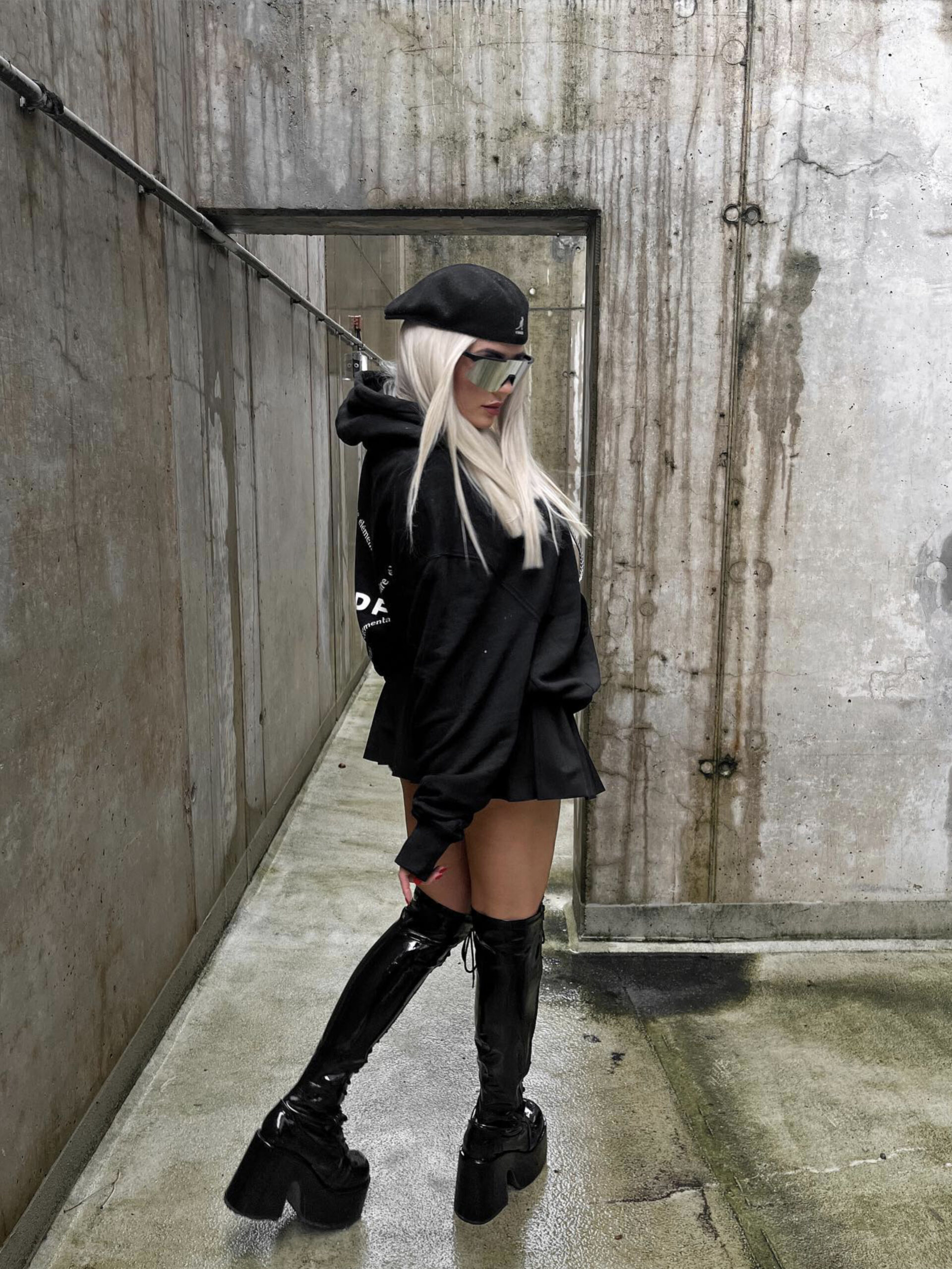 ginaaliciaofficial_cross_elementaire