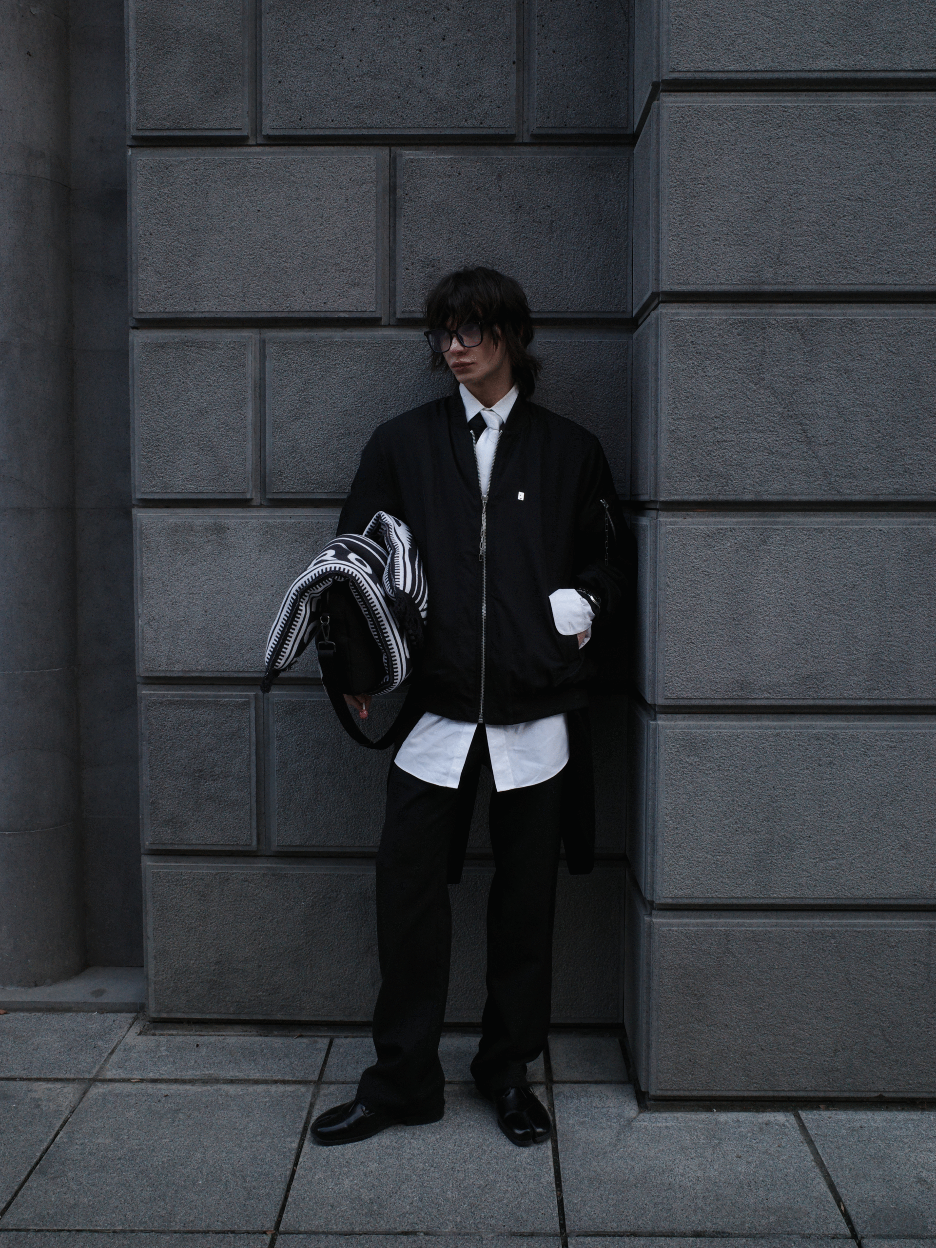 Copy of georgegogokhia_Bad_Portier_Jacket_UNIQUE_PERSPECTIVES_VEGAN_BOMBER_BLACK_élémentaire_Streetwear_Collection_2024_6