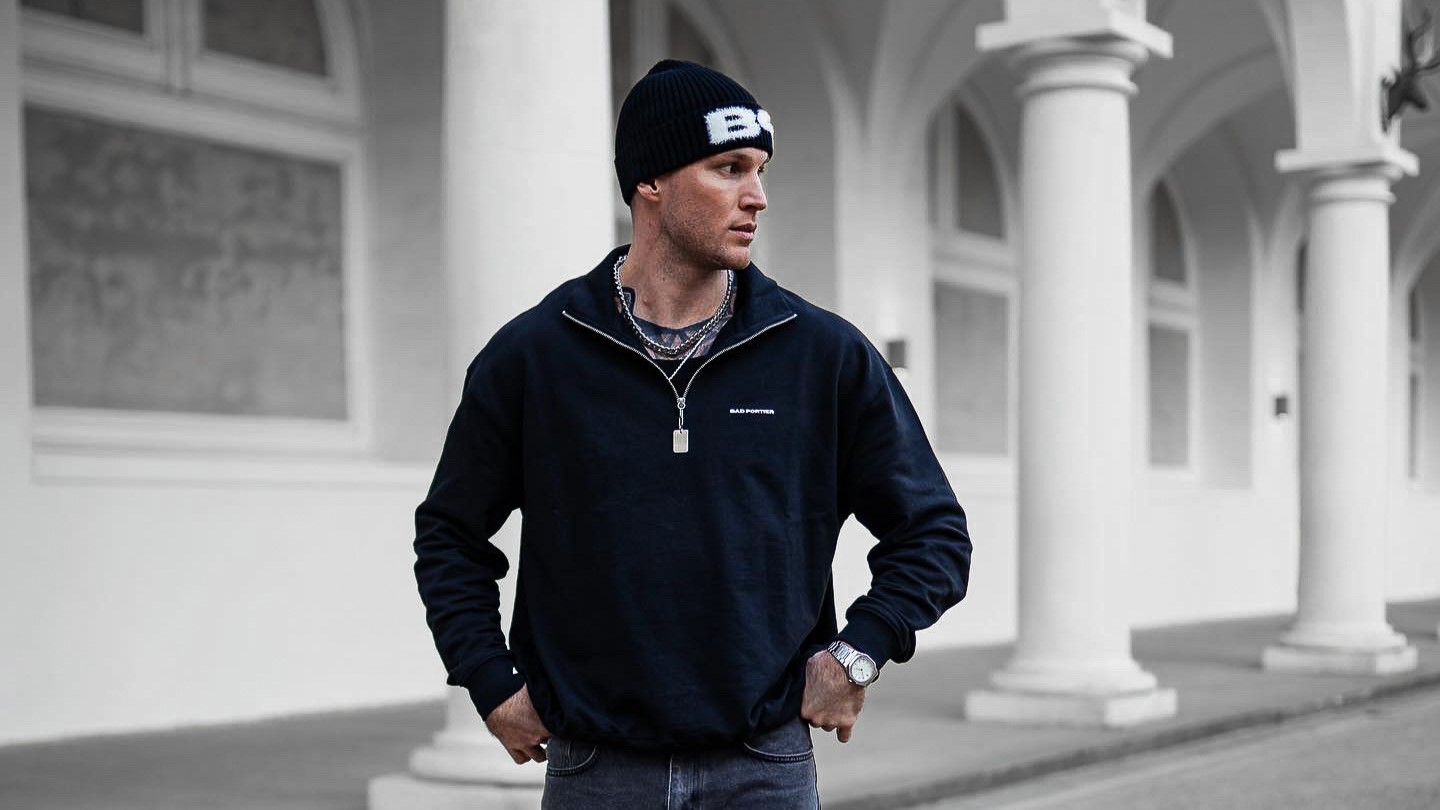nilskretschmer_ in BAD PORTIER BAD Crewneck Sweater and Frozen BP Beanie